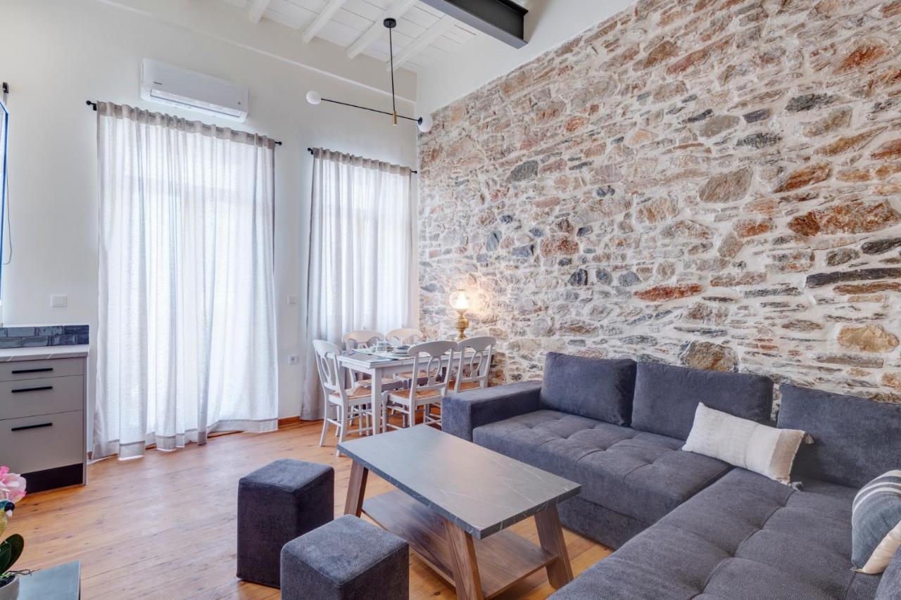 The Heart Of Syra - Your Home In Ermoupolis Екстериор снимка