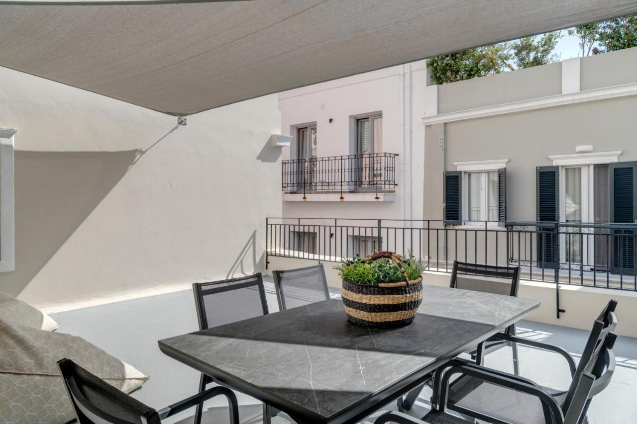 The Heart Of Syra - Your Home In Ermoupolis Екстериор снимка