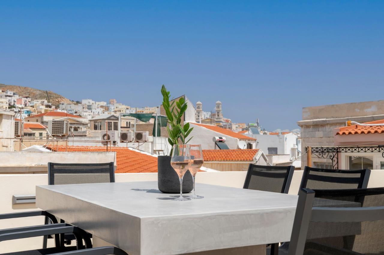 The Heart Of Syra - Your Home In Ermoupolis Екстериор снимка