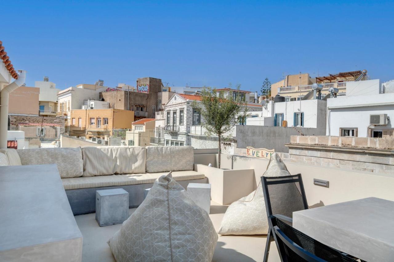 The Heart Of Syra - Your Home In Ermoupolis Екстериор снимка