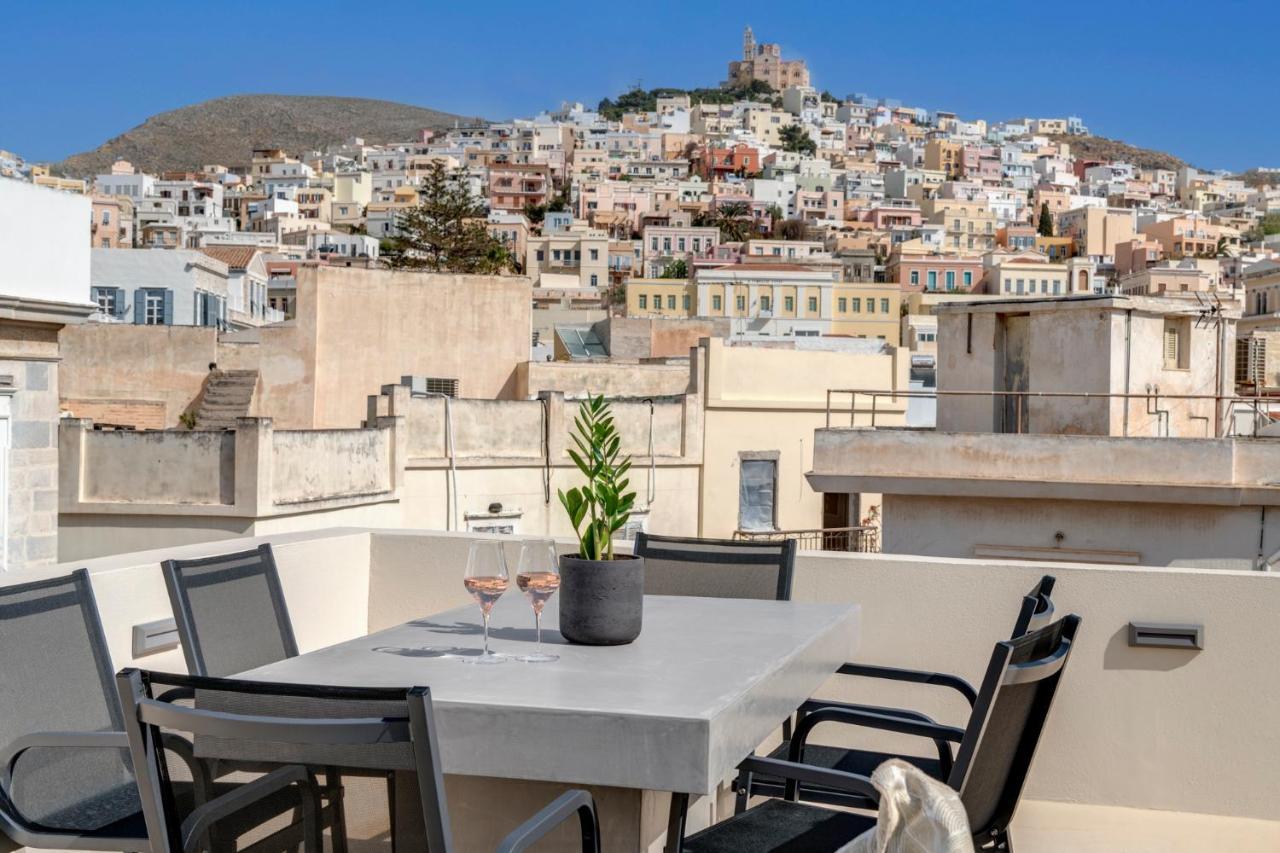 The Heart Of Syra - Your Home In Ermoupolis Екстериор снимка