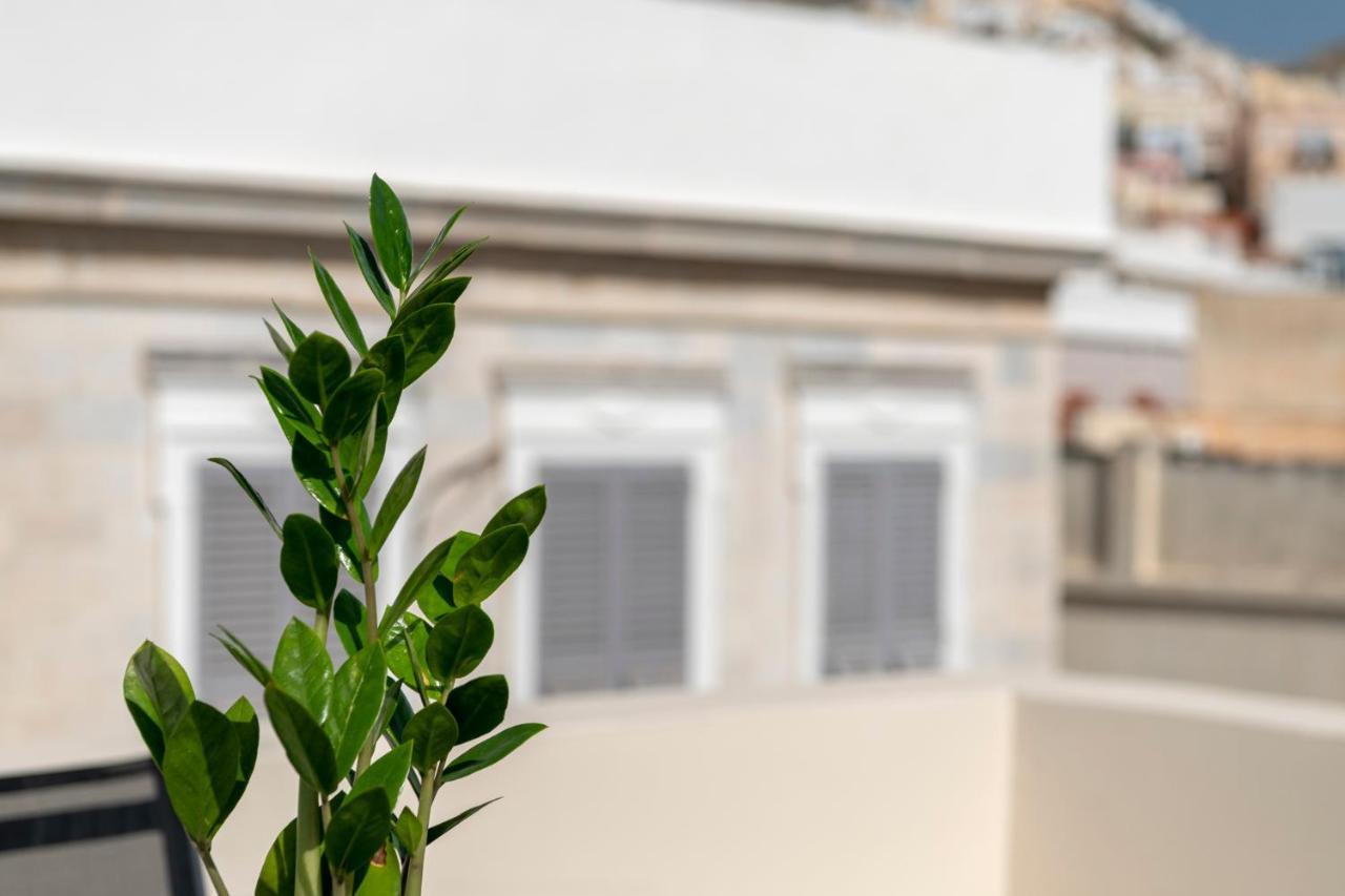 The Heart Of Syra - Your Home In Ermoupolis Екстериор снимка