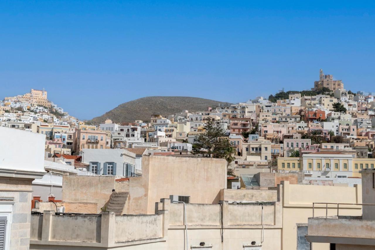 The Heart Of Syra - Your Home In Ermoupolis Екстериор снимка