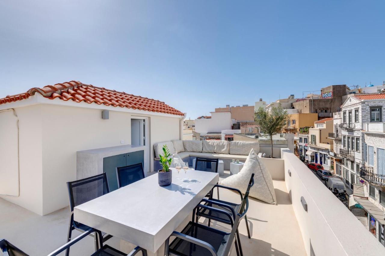 The Heart Of Syra - Your Home In Ermoupolis Екстериор снимка