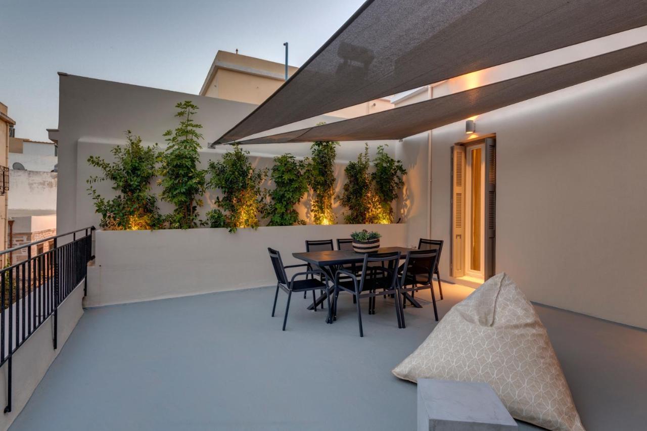 The Heart Of Syra - Your Home In Ermoupolis Екстериор снимка