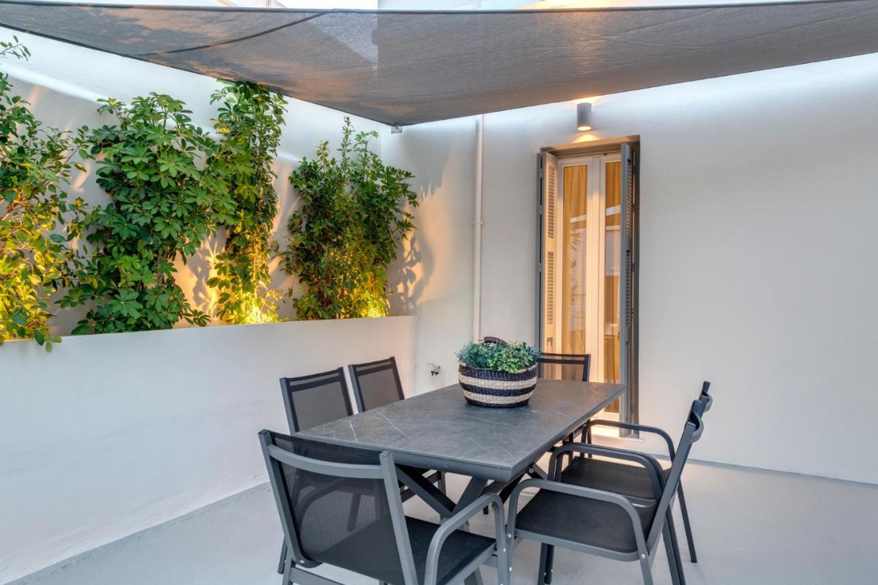 The Heart Of Syra - Your Home In Ermoupolis Екстериор снимка