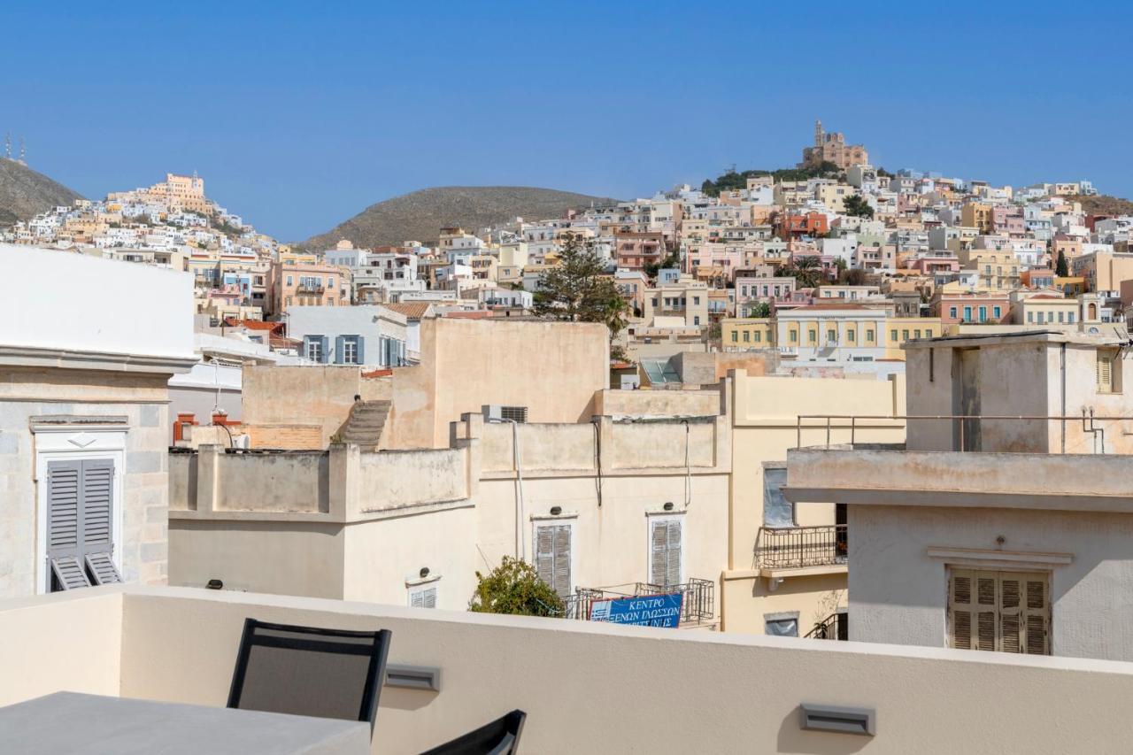 The Heart Of Syra - Your Home In Ermoupolis Екстериор снимка