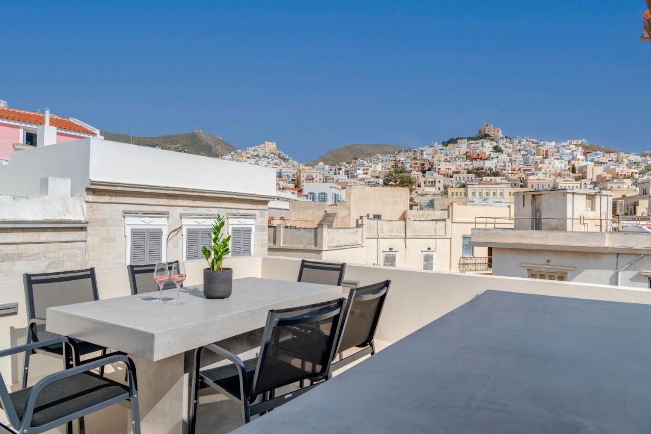 The Heart Of Syra - Your Home In Ermoupolis Екстериор снимка